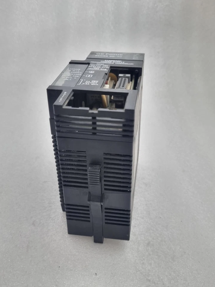 GE Fanuc IC693PWR321S Series 90-30 Standard Power Supply Programmable Controller